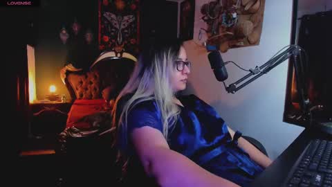 Snapshot of lilithmystic01 chatting on 02.21.25 lilithmystic01 online show from 02.21.25
