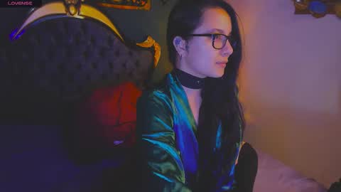 Snapshot of lilithmystic01 chatting on 10.18.25 lilithmystic01 online show from 10.18.25