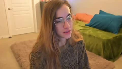 Snapshot of lilithoftrees chatting on 02.15.25 L online show from 02.15.25