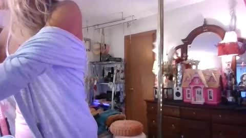 Lilithohfish online show from 02.10.26