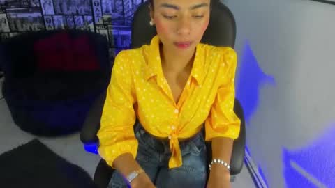 Snapshot of lilithsabeth chatting on 01.21.25 lilithsabeth online show from 01.21.25