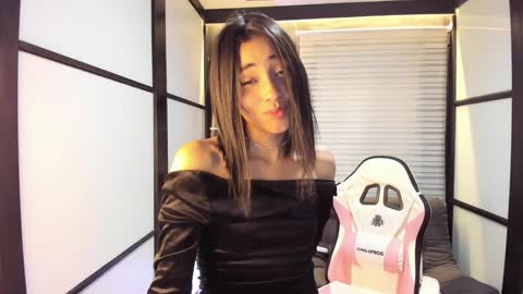 Lilith online show from 12.31.24