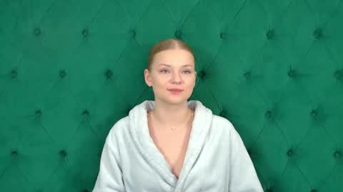 Snapshot of lilitrosen chatting on 10.06.25 lilitrosen online show from 10.06.25