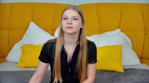 Snapshot of lilitrosen chatting on 10.09.25 lilitrosen online show from 10.09.25