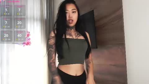 Snapshot of lillgothbaby chatting on 06.17.26 Lill online show from 06.17.26