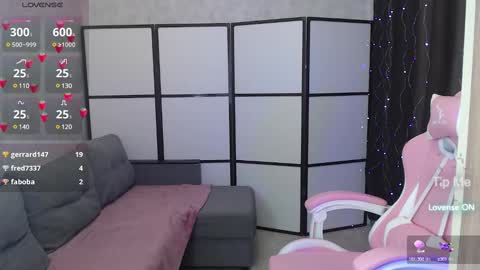 Lillian online show from 03.03.25