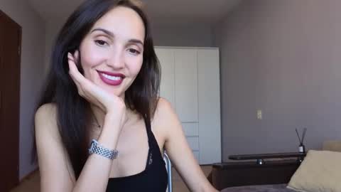 Lillian online show from 09.22.25