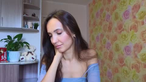 Lillian online show from 11.13.25