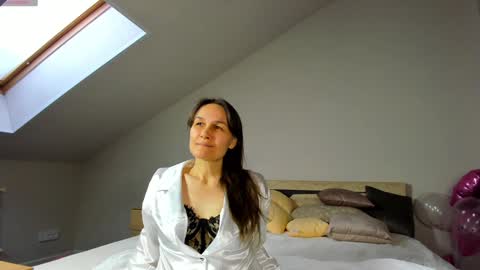 lillian_white1 online show from 01.29.25