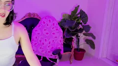 lillianderson -  Next stream start at 0700hs GTM-3 online show from 11.18.25