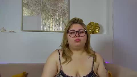 LillianHaig online show from 11.24.25