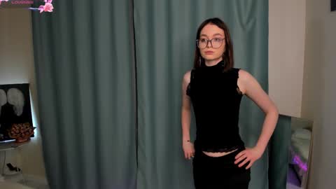 Lily online show from 02.06.26