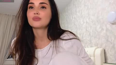 Lara Angel online show from 04.02.26