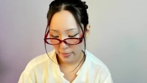 Snapshot of lillie_sun chatting on 06.25.26 lillie_sun online show from 06.25.26