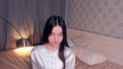 Celina Lillie online show from 12.01.25