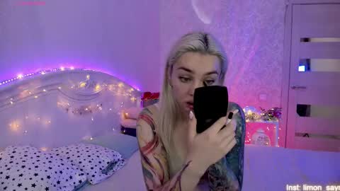 LilliMoore online show from 09.09.25