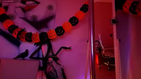 Lilly online show from 11.05.25