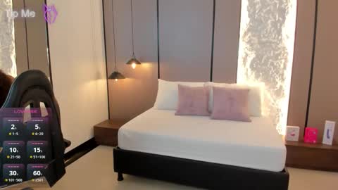 L I L L Y online show from 02.14.26