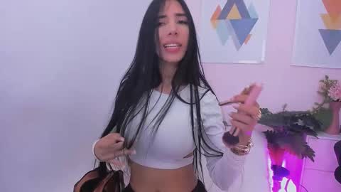 Snapshot of lilly_denson8 chatting on 11.28.25 Sweety Lilly Love online show from 11.28.25