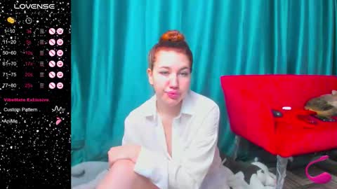 lillylover_ online show from 10.10.25