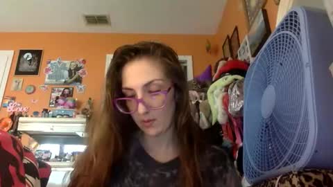 Snapshot of lillylushabae chatting on 03.24.26 hi guys im back on here 3 online show from 03.24.26