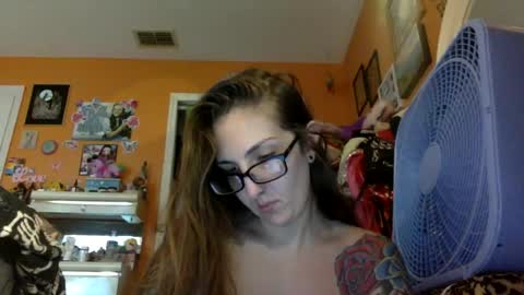 hi guys im back on here 3 online show from 07.06.26
