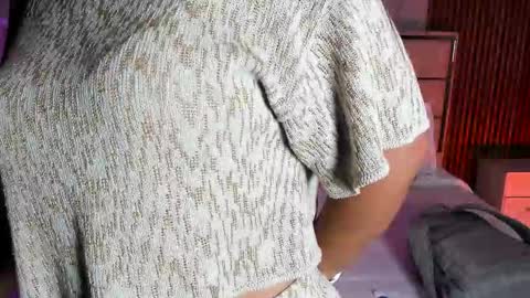 Lilly Ortiz online show from 09.23.25