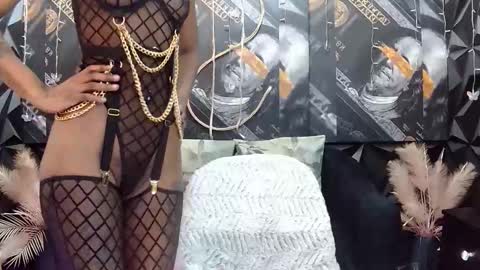 lilmissbaddiexxx online show from 10.21.25