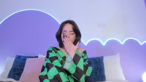 Snapshot of lilou_albrecht chatting on 02.19.25 Lilou online show from 02.19.25