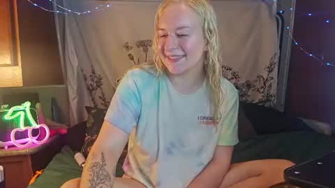 LilPies  online show from 08.05.26