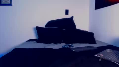 Snapshot of lilray99 chatting on 10.18.25 ONLYFANS online show from 10.18.25