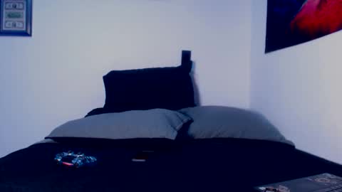 Snapshot of lilray99 chatting on 10.23.25 ONLYFANS online show from 10.23.25