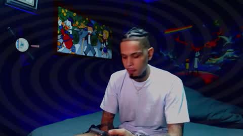 Snapshot of lilray99 chatting on 11.30.25 ONLYFANS online show from 11.30.25