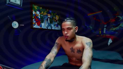 Snapshot of lilray99 chatting on 12.02.25 ONLYFANS online show from 12.02.25