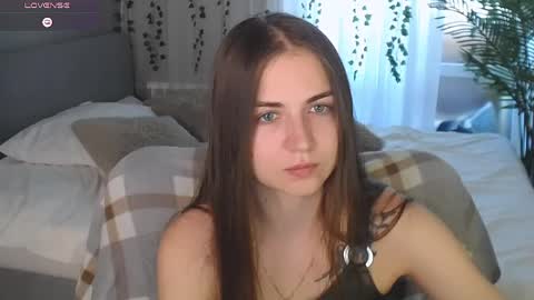 Snapshot of lilu__moon chatting on 06.05.26 lilu__moon online show from 06.05.26