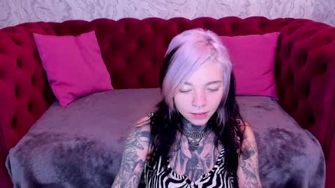 Snapshot of lilu_kayden chatting on 12.15.24 Little slave Kayden online show from 12.15.24
