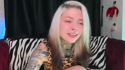 Snapshot of lilu_kayden chatting on 09.10.25 Little slave Kayden online show from 09.10.25