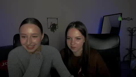 Snapshot of lilu_pink chatting on 09.25.25 lilu_pink online show from 09.25.25