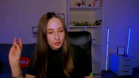 Snapshot of lilu_pink chatting on 10.07.25 lilu_pink online show from 10.07.25