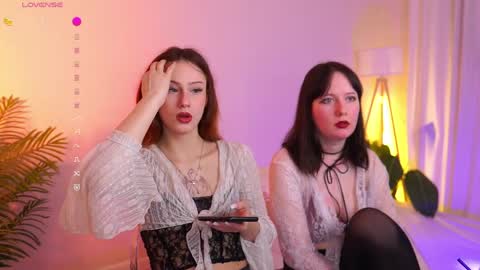 Leeloo online show from 03.31.26