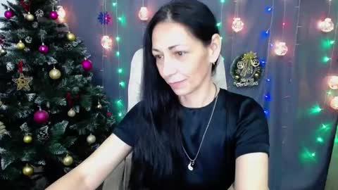 Snapshot of lilugrants chatting on 12.29.24 lilugrants online show from 12.29.24