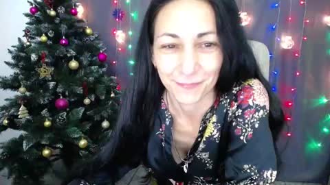Snapshot of lilugrants chatting on 12.31.24 lilugrants online show from 12.31.24