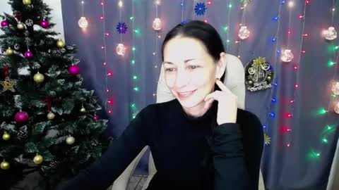 Snapshot of lilugrants chatting on 01.04.25 lilugrants online show from 01.04.25