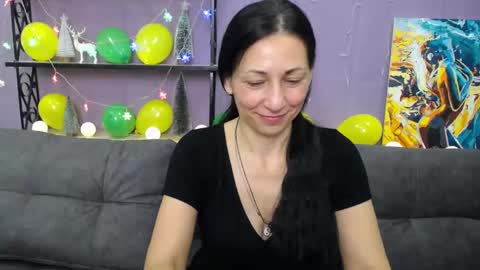 Snapshot of lilugrants chatting on 01.13.25 lilugrants online show from 01.13.25