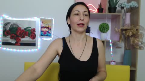 Snapshot of lilugrants chatting on 01.18.25 lilugrants online show from 01.18.25