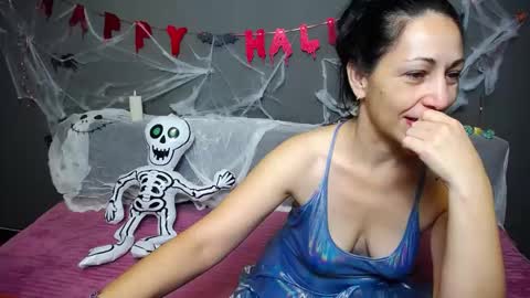 lilugrants online show from 10.31.25