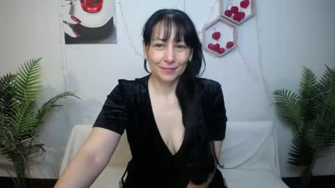 lilugrants online show from 04.16.26