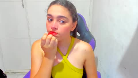 Snapshot of lily_anal_squirt chatting on 12.22.24 lily_anal_squirt online show from 12.22.24