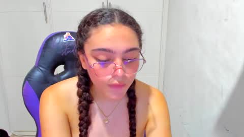 Snapshot of lily_anal_squirt chatting on 12.22.24 lily_anal_squirt online show from 12.22.24