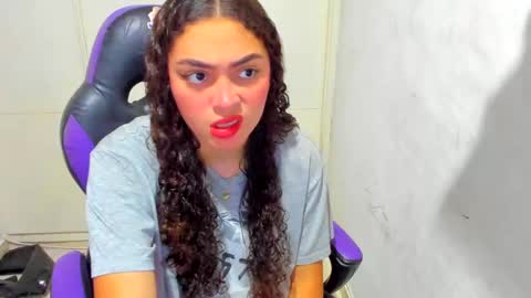 Snapshot of lily_anal_squirt chatting on 12.29.24 lily_anal_squirt online show from 12.29.24